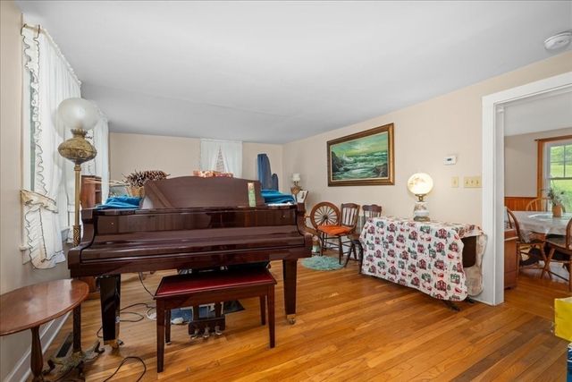 12 Mill Stone Rd, West Brookfield, MA 01585