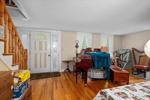 12 Mill Stone Rd, West Brookfield, MA 01585