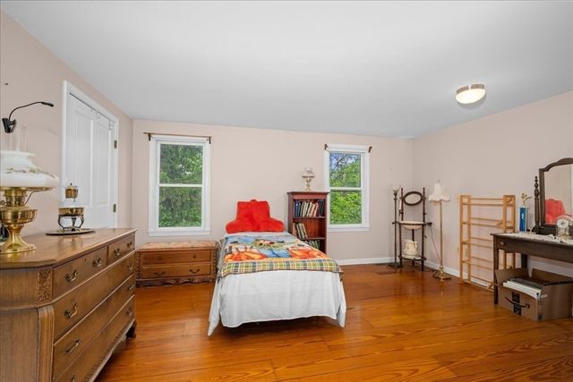 12 Mill Stone Rd, West Brookfield, MA 01585
