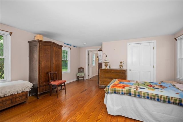 12 Mill Stone Rd, West Brookfield, MA 01585