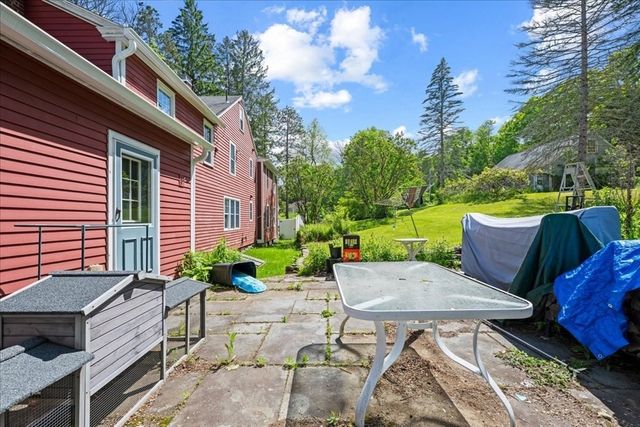 12 Mill Stone Rd, West Brookfield, MA 01585