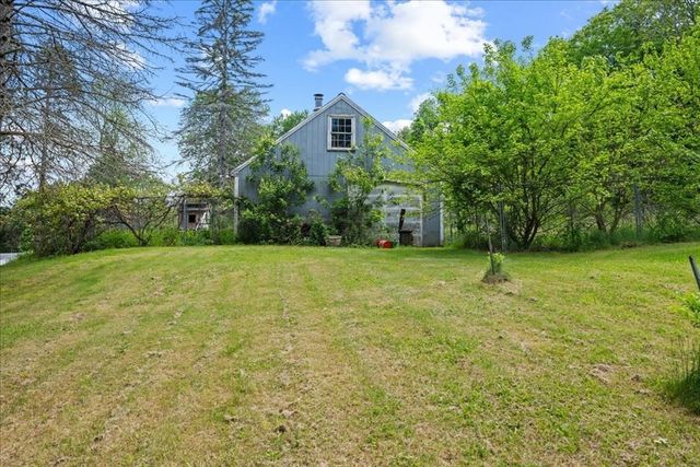 12 Mill Stone Rd, West Brookfield, MA 01585