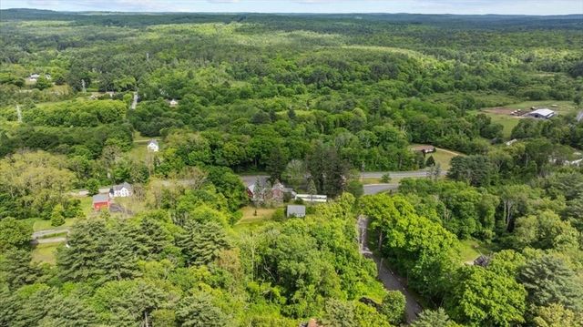 12 Mill Stone Rd, West Brookfield, MA 01585