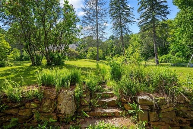 12 Mill Stone Rd, West Brookfield, MA 01585