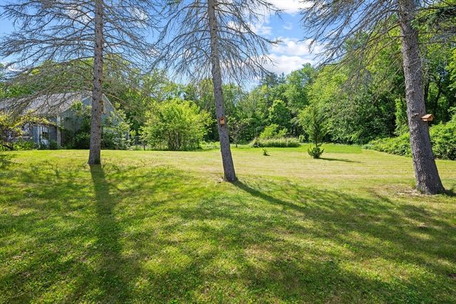 12 Mill Stone Rd, West Brookfield, MA 01585