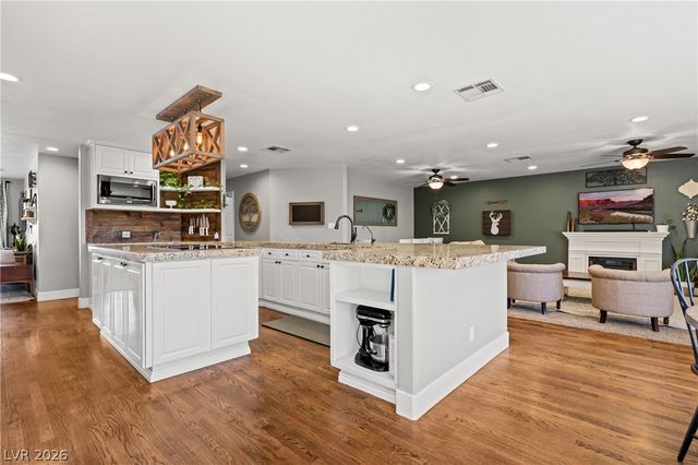 4240 Mills Street, Logandale, NV 89021