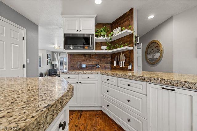 4240 Mills Street, Logandale, NV 89021