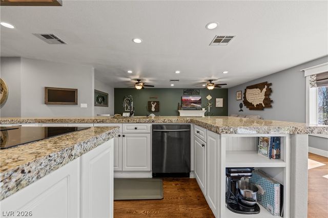 4240 Mills Street, Logandale, NV 89021