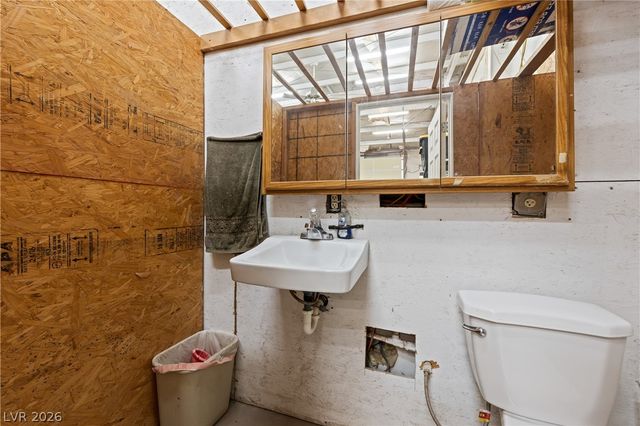 4240 Mills Street, Logandale, NV 89021