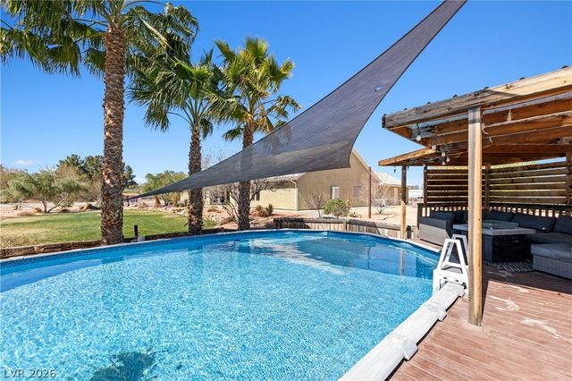 4240 Mills Street, Logandale, NV 89021