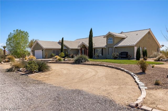 4240 Mills Street, Logandale, NV 89021