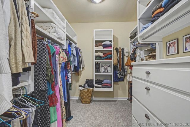 10913 S 77th East Place, Tulsa, OK 74133