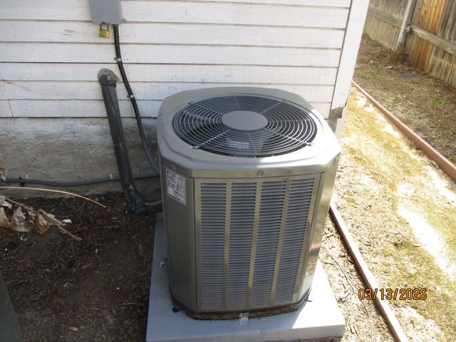 1912 7th St, Sacramento, CA 95811