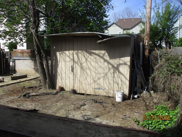 1912 7th St, Sacramento, CA 95811