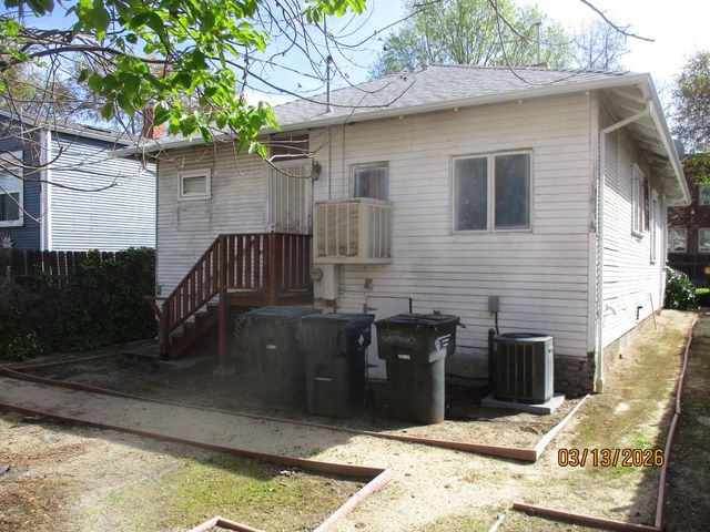 1912 7th St, Sacramento, CA 95811