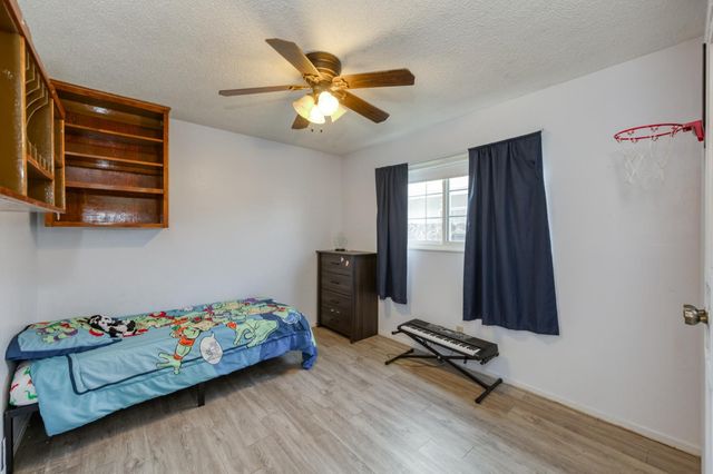 3068 W Holland Avenue, Fresno, CA 93722