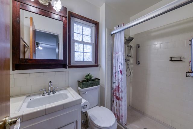 3068 W Holland Avenue, Fresno, CA 93722