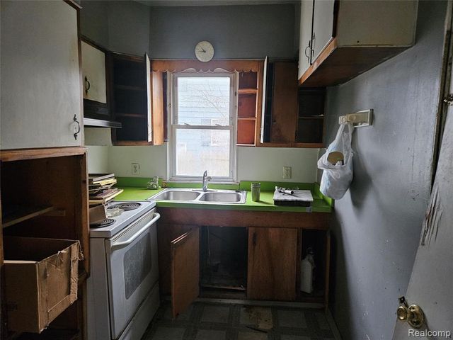 407 E 12th Street, Flint, MI 48503