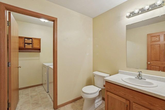 844 Dunn Avenue, Oregon, WI 53575