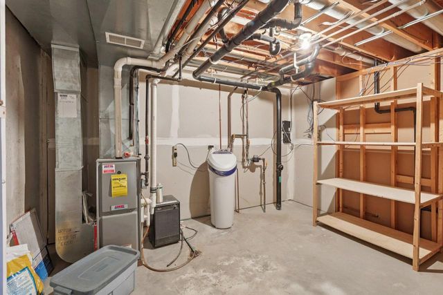 844 Dunn Avenue, Oregon, WI 53575