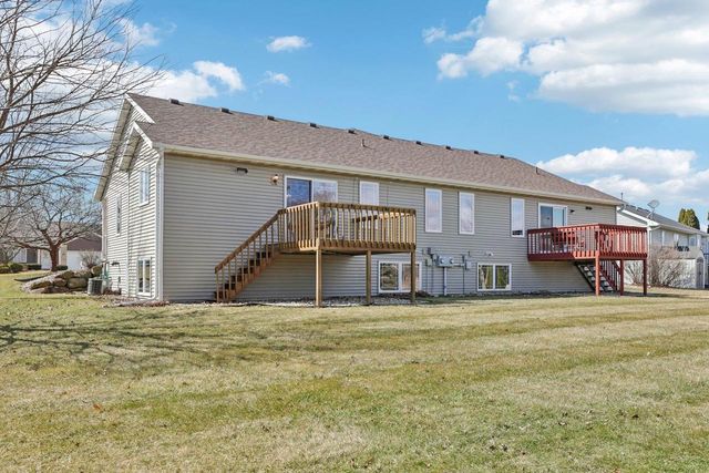 844 Dunn Avenue, Oregon, WI 53575