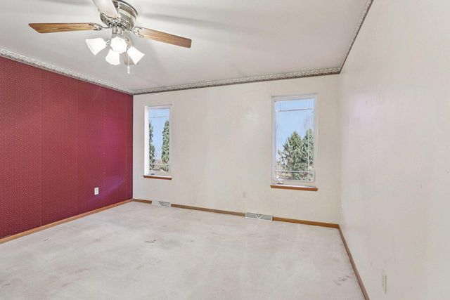 844 Dunn Avenue, Oregon, WI 53575