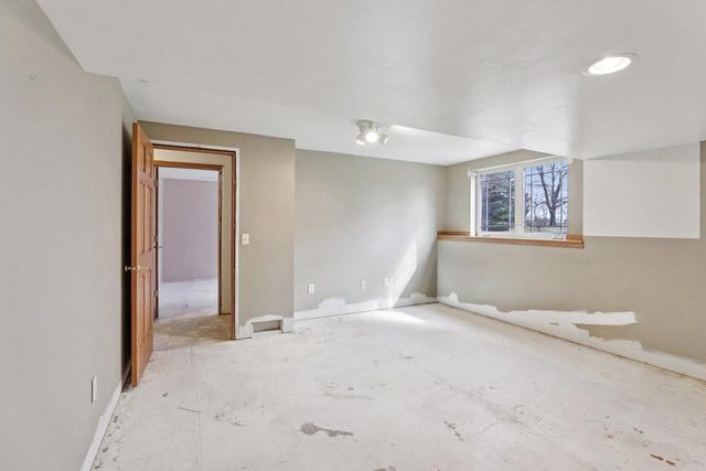 844 Dunn Avenue, Oregon, WI 53575