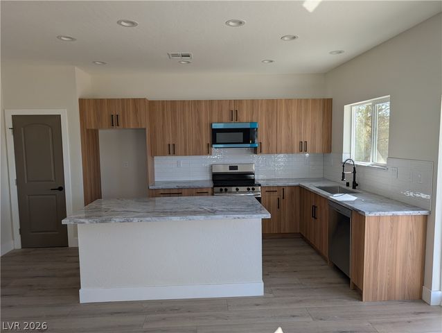 5691 Alderwood, Pahrump, NV 89060