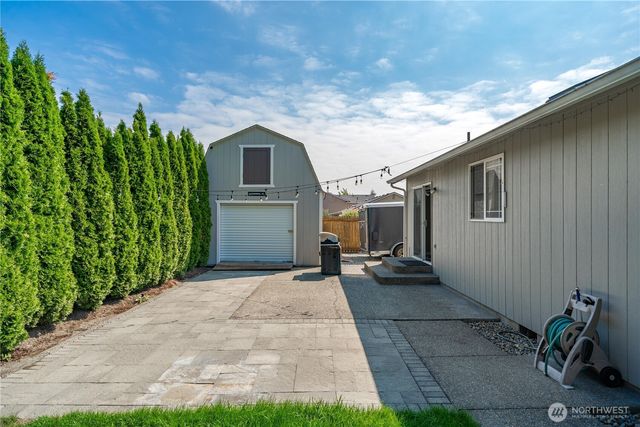 2306 Gary Court, Milton, WA 98354