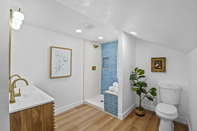 1201 N Harris Street, Hanford, CA 93230