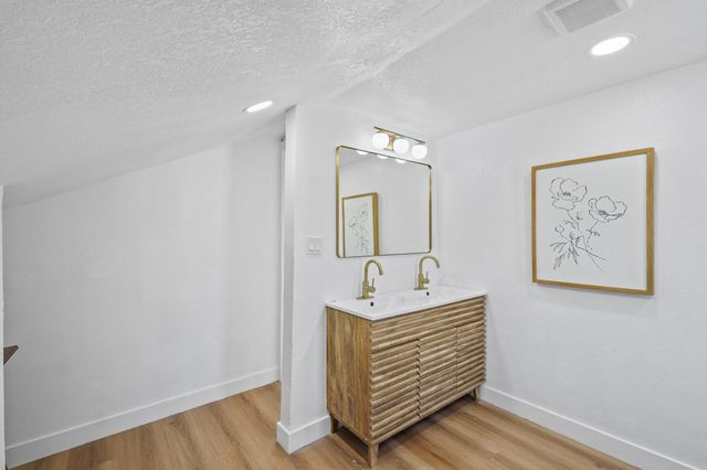 1201 N Harris Street, Hanford, CA 93230