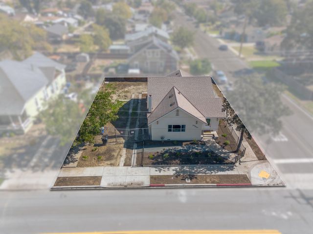 1201 N Harris Street, Hanford, CA 93230
