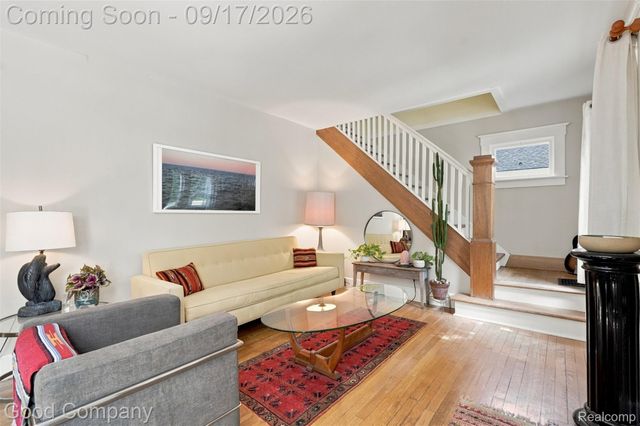 535 Gardenia Avenue, Royal Oak, MI 48067