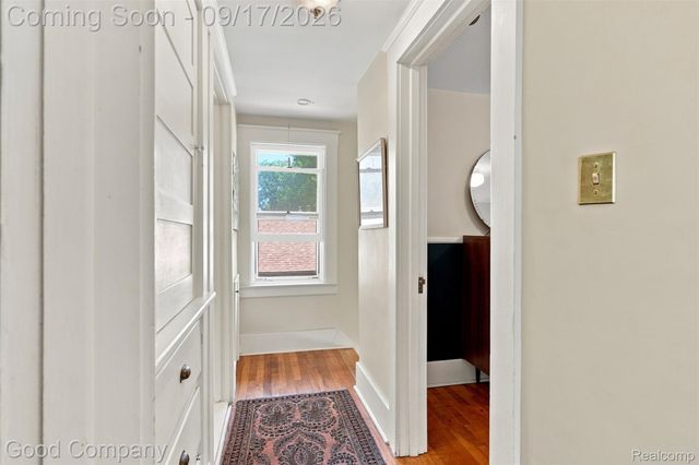 535 Gardenia Avenue, Royal Oak, MI 48067