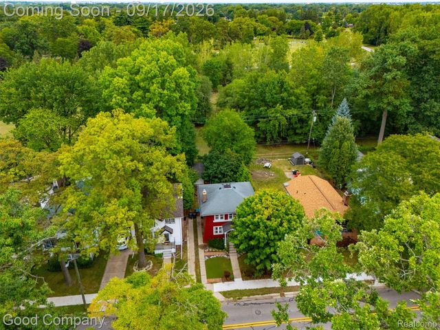 535 Gardenia Avenue, Royal Oak, MI 48067