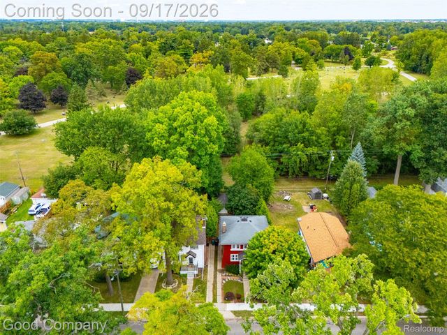 535 Gardenia Avenue, Royal Oak, MI 48067