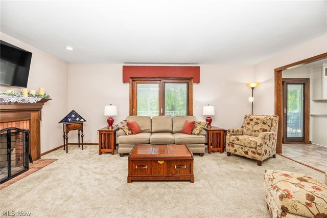 1170 Waterbury Drive, Medina, OH 44256