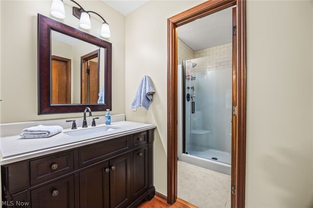 1170 Waterbury Drive, Medina, OH 44256