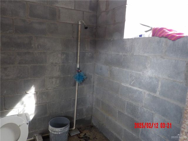 8140 N Fm 1015 N Street, Mercedes, TX 78570