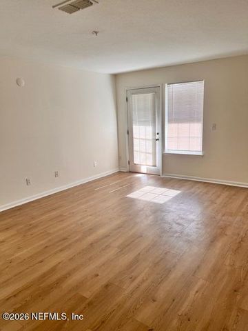 7701 TIMBERLIN PARK Boulevard 1212, Jacksonville, FL 32256