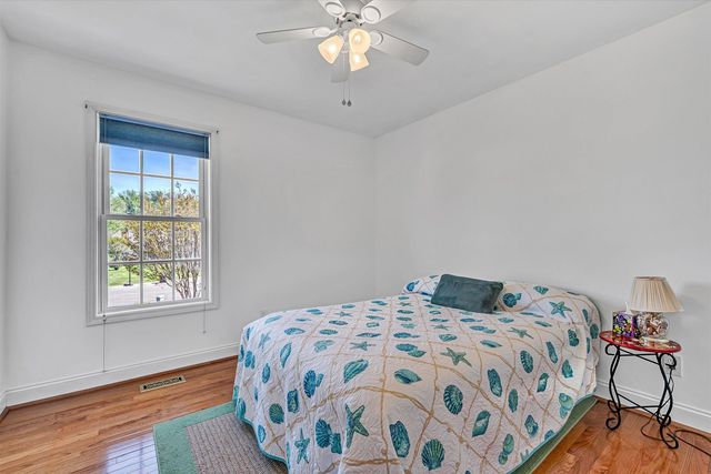 5868 Buckland Mill RD, Roanoke, VA 24019