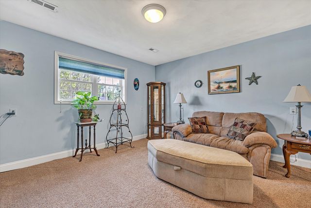 5868 Buckland Mill RD, Roanoke, VA 24019