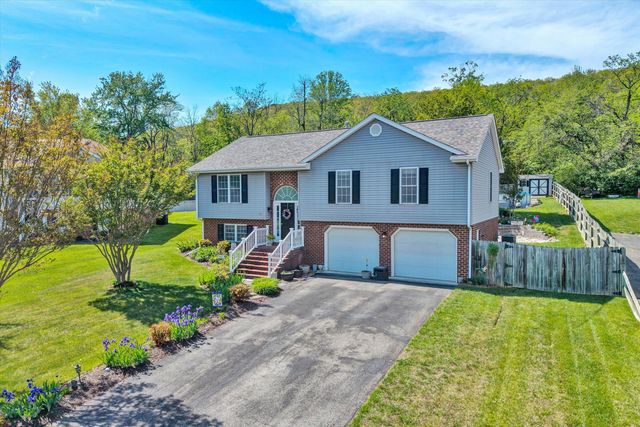 5868 Buckland Mill RD, Roanoke, VA 24019