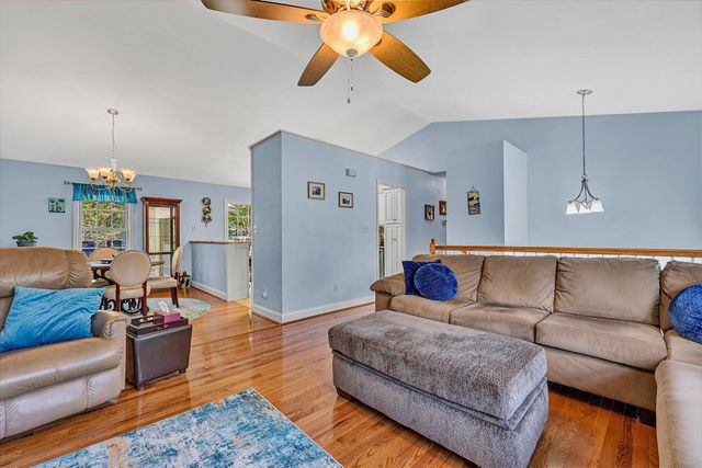 5868 Buckland Mill RD, Roanoke, VA 24019