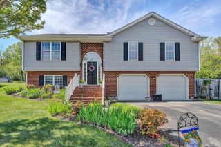 5868 Buckland Mill RD, Roanoke, VA 24019