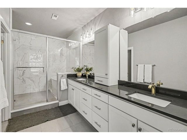 1364 Vine St, Denver, CO 80206