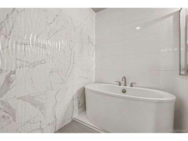 1364 Vine St, Denver, CO 80206