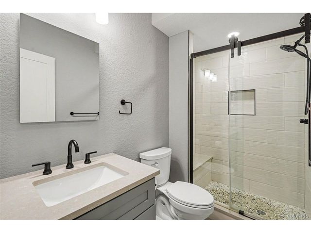 1364 Vine St, Denver, CO 80206