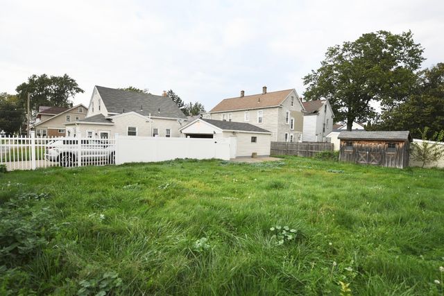 961 W 32ND Street, Erie, PA 16508