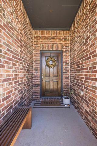 333 Diamondleaf DR, Buda, TX 78610